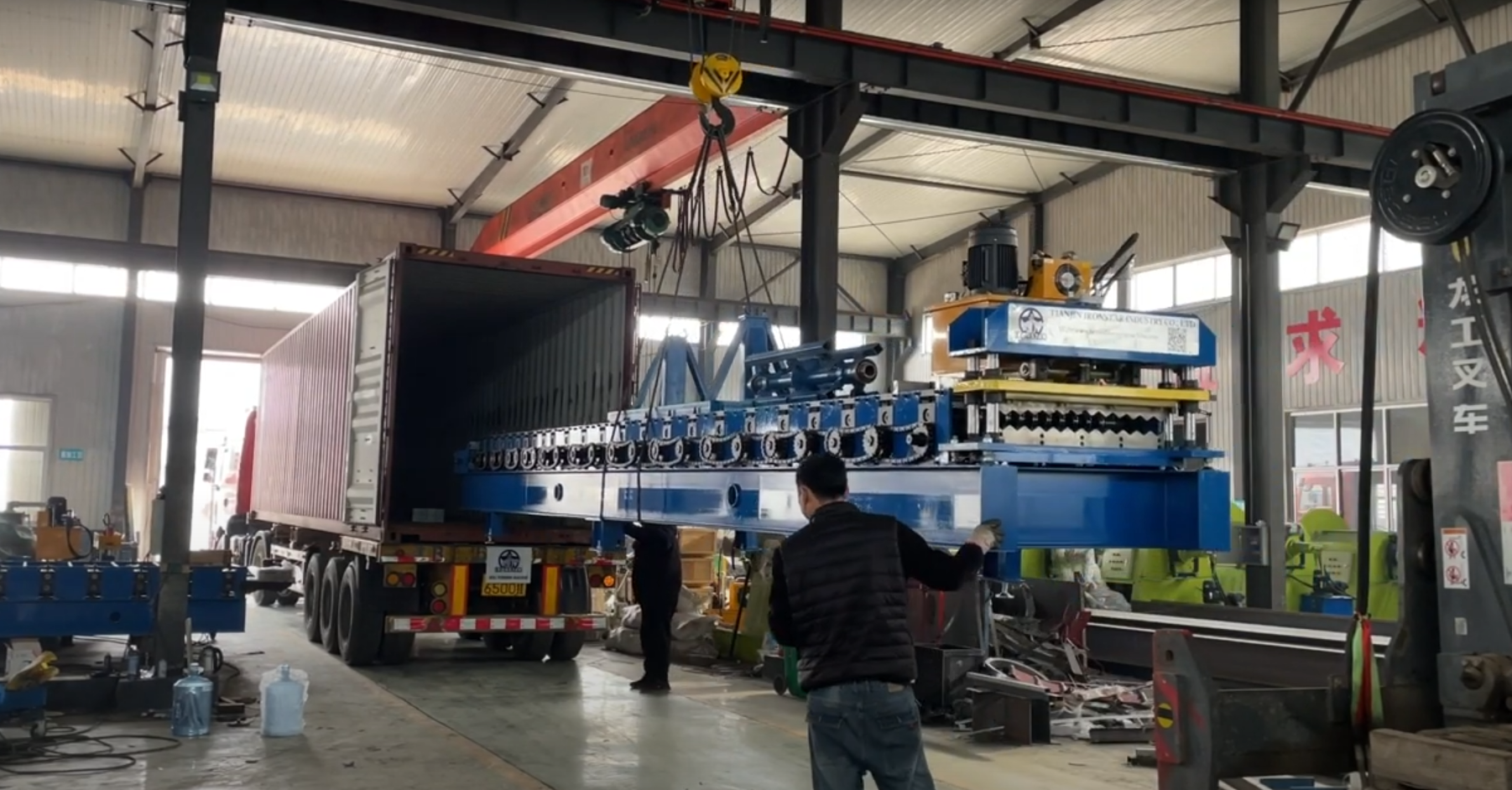 Corrugated roof sheet roll forming machine ship to Indonesia