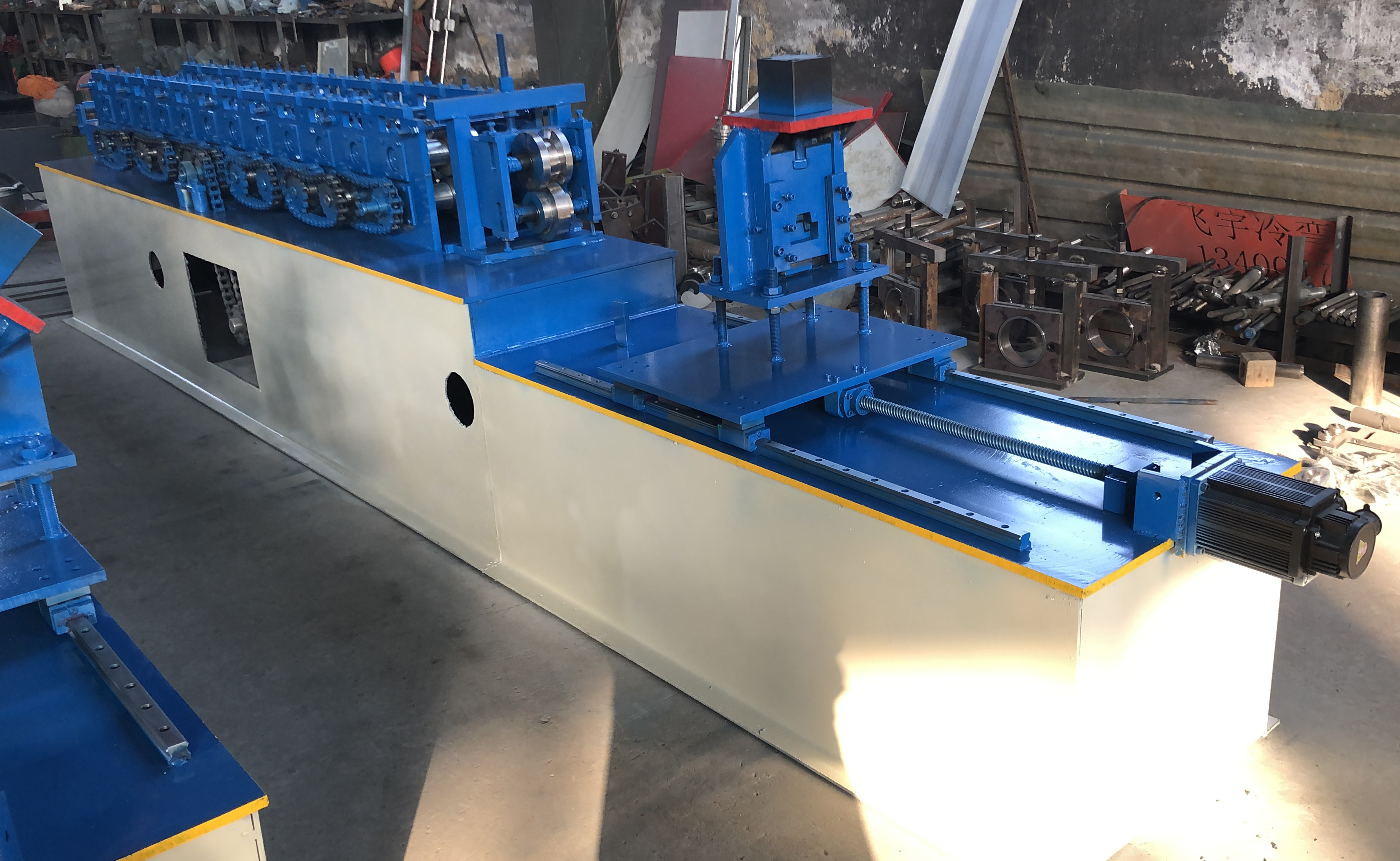 Omega profile Roll forming machine 3