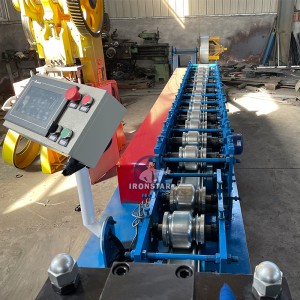 Punching hole shutter door roll forming machine for USA